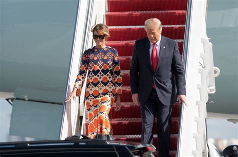 Vestito Inverno 2021: Gucci colorato per Melania Trump in Florida 